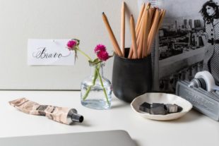 desk layout